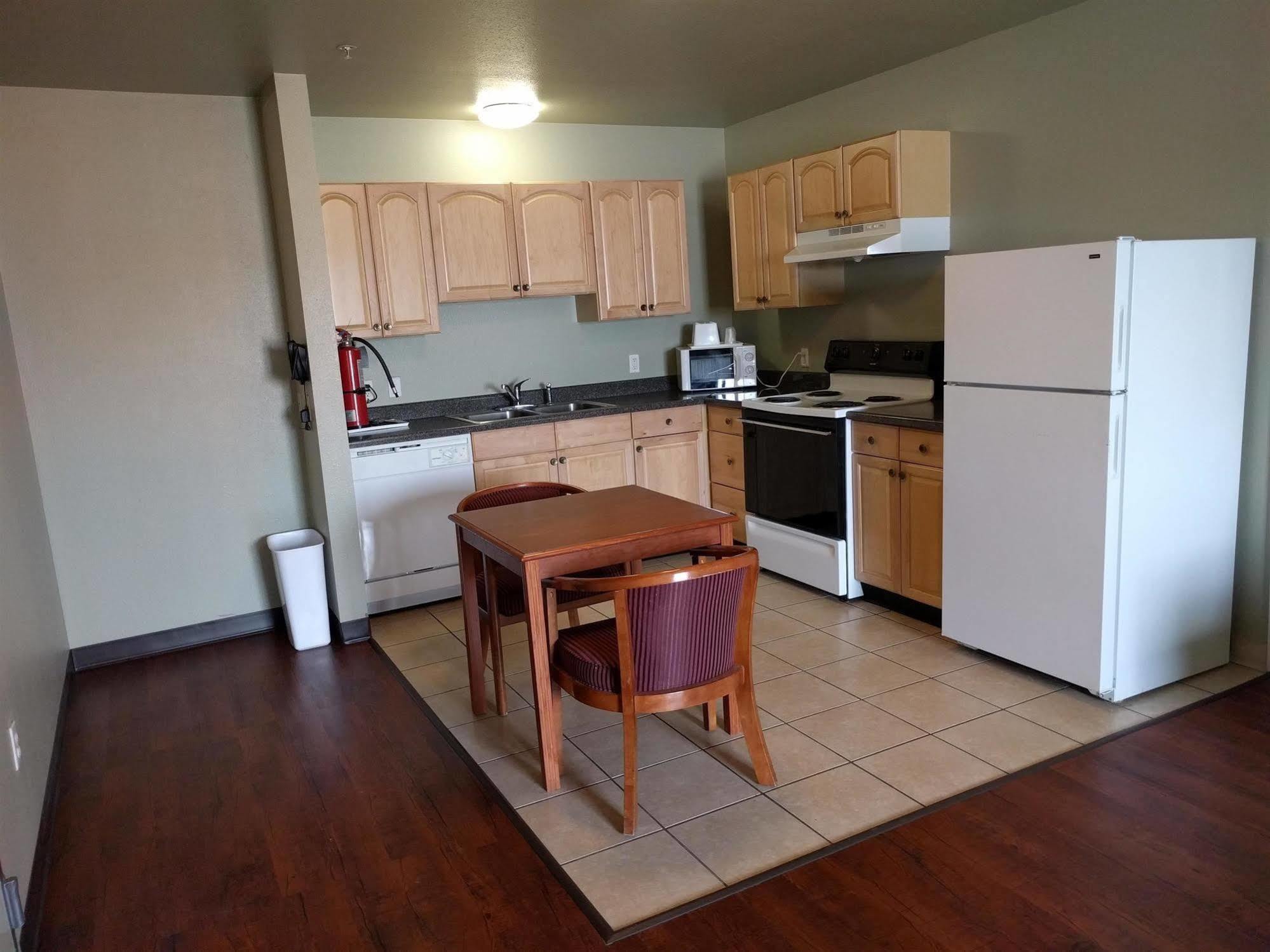 America'S Best Value Inn & Suites Gallup Bagian luar foto