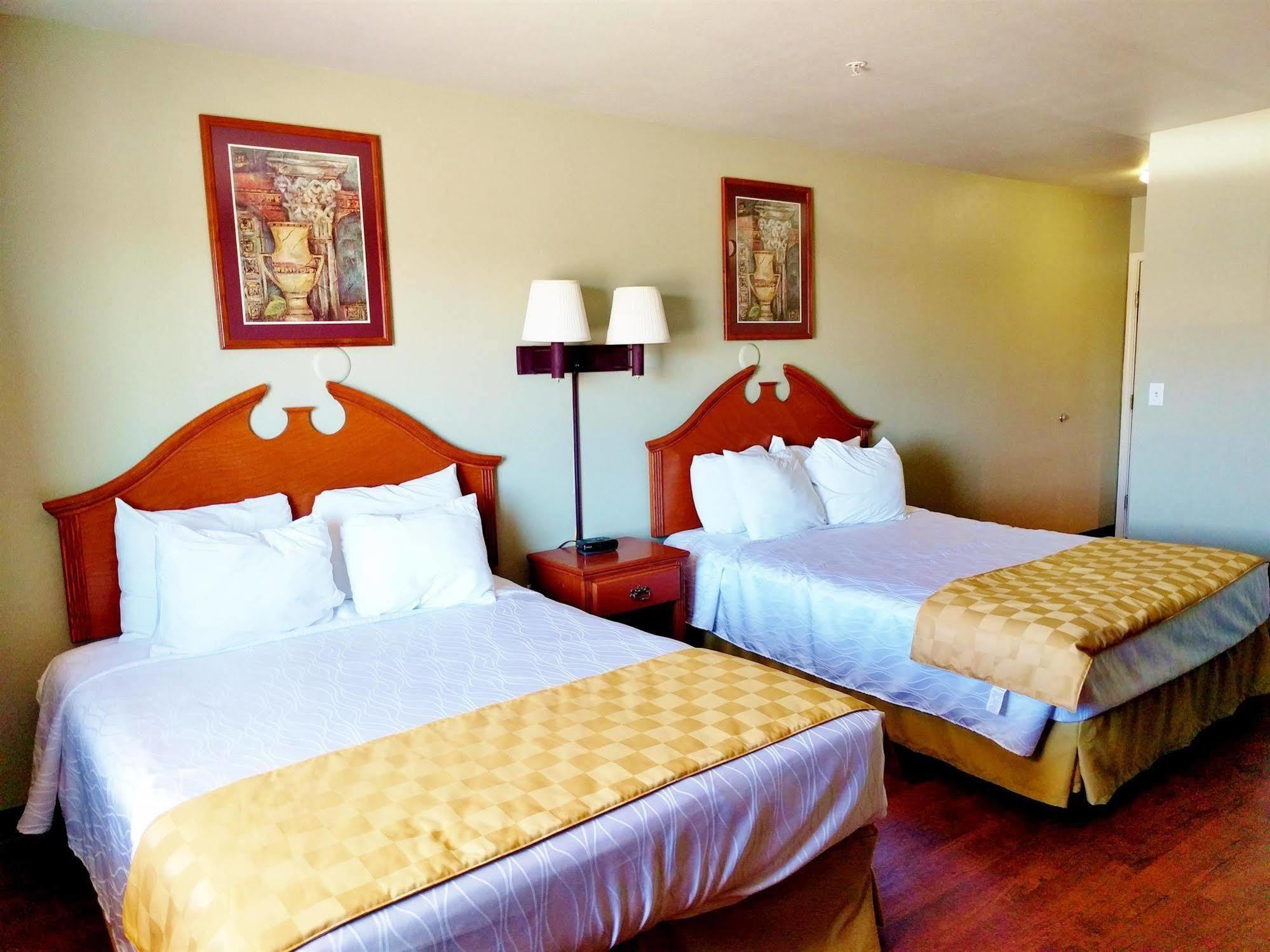 America'S Best Value Inn & Suites Gallup Bagian luar foto
